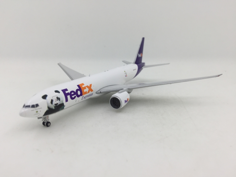 1:400 Fedex B777-200F (Pand ...