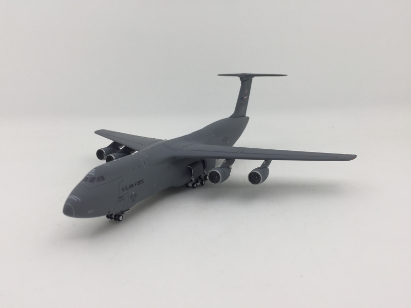1:400 U.S. AIR FORCE C-5M