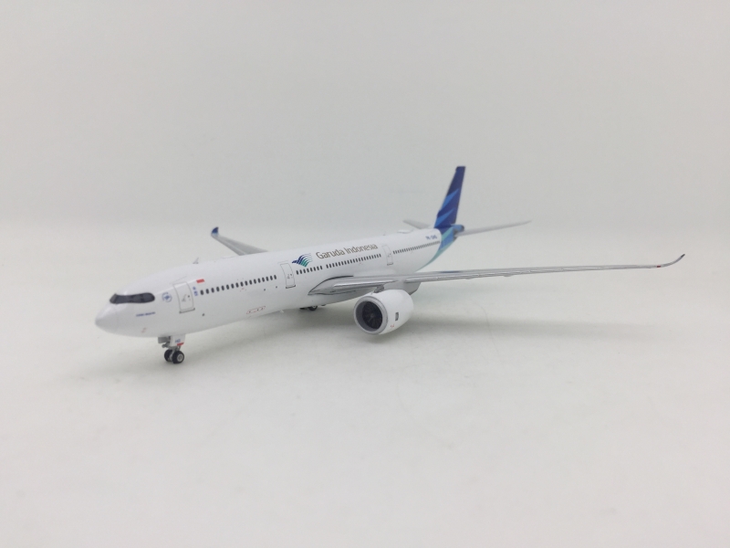 1:400 Garuda Indonesia Airl ...