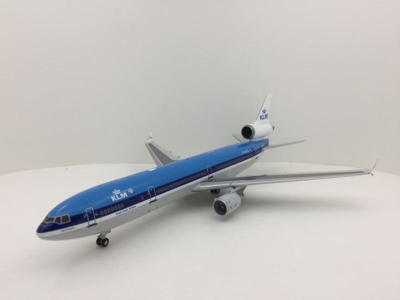1:200 KLM MD-11 (1990s live ...
