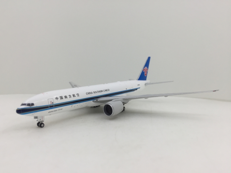 1:400 China Southern Cargo  ...