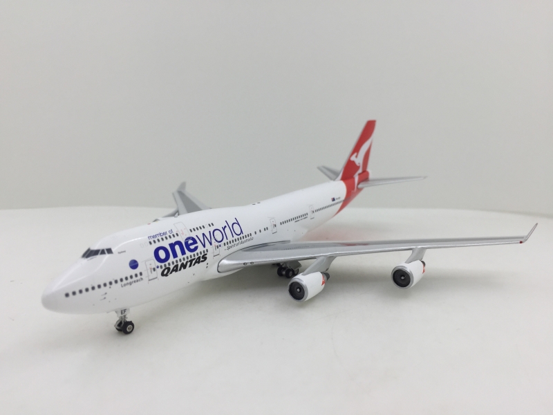 1:400 Qantas B747-400ER (On ...