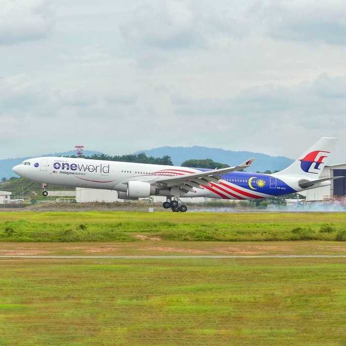 1:400 Malaysia AirlinesA330 ...