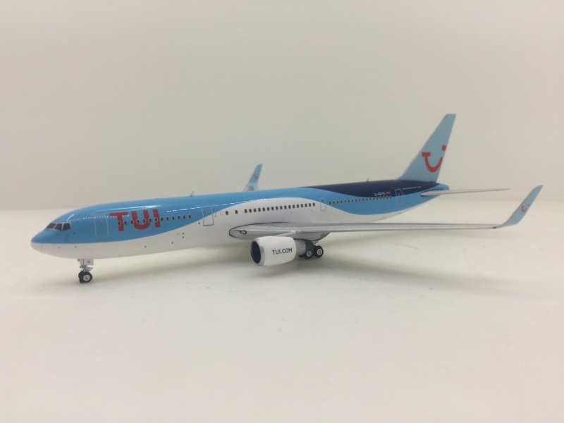 1:400 TUI Airways B767-300E ...