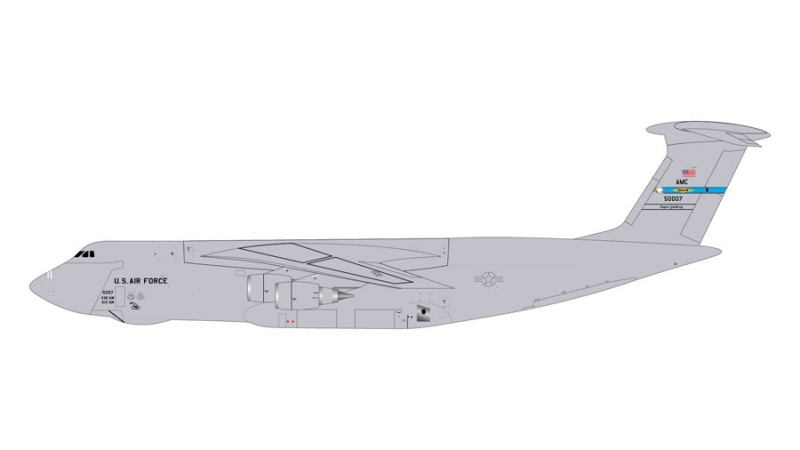 1:400 U.S. Air Force C-5M,  ...