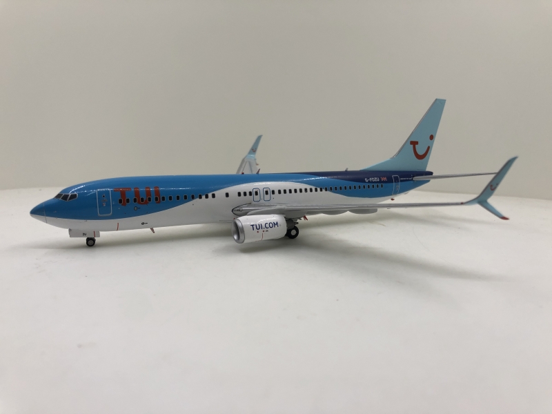 1:200 TUI Airways 737-800