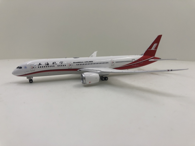 1:400 Shanghai Airlines B78 ...
