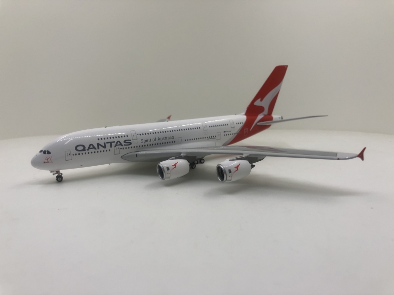 1:400 Qantas A380 New Liver ...