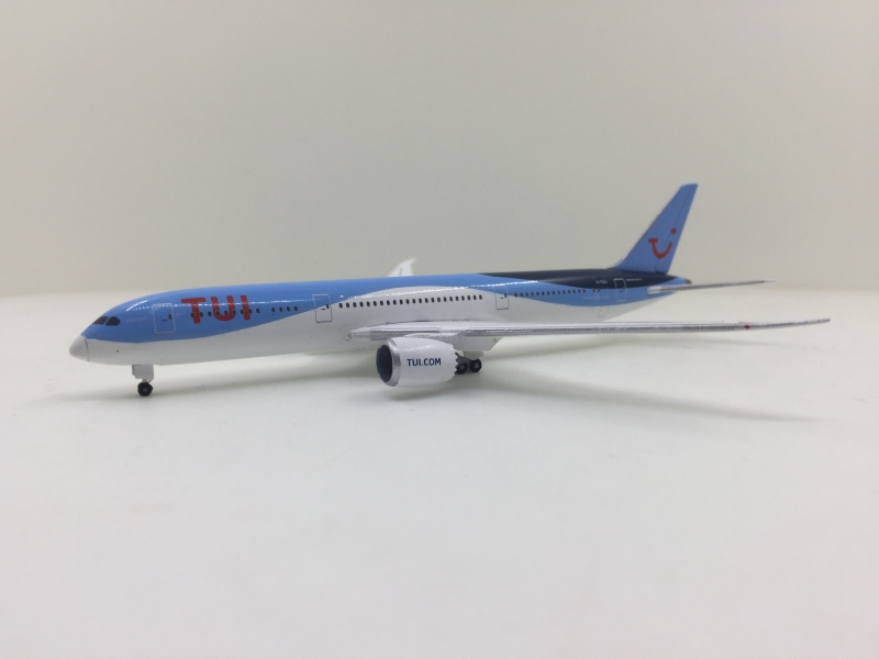 1:500 TUI Airways B787-9