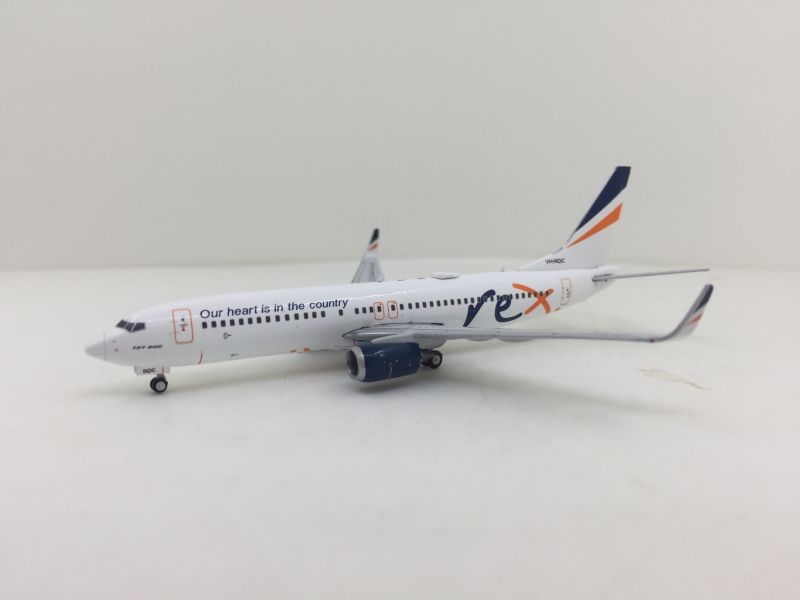 1:400 Regional Express B737 ...