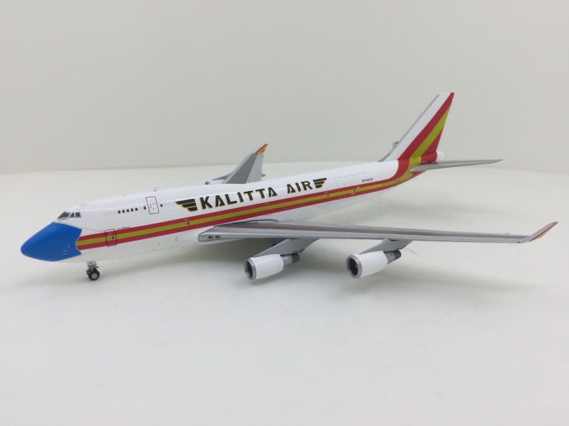 1:400 Kalitta Air mask live ...