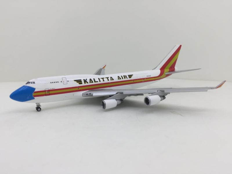 1:400 Kalitta Air mask live ...