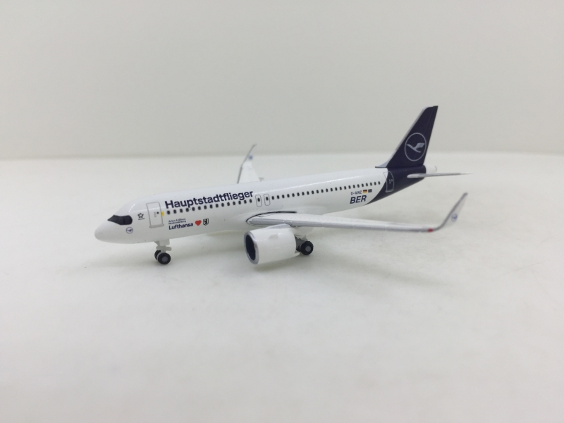 1:500 Luthansa A320neo