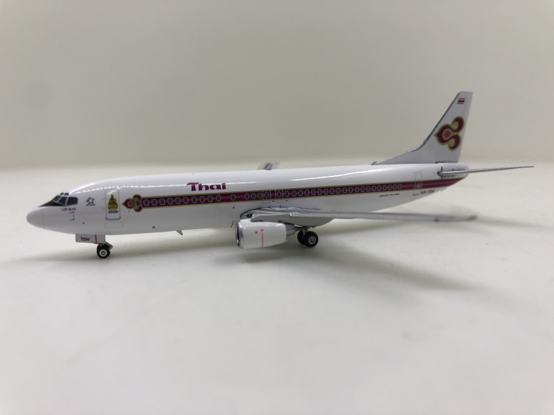 1:400 Thai Airways B737-400