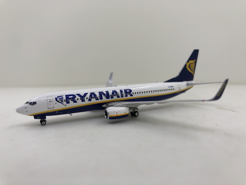 1:400 Ryan Air B737-800
