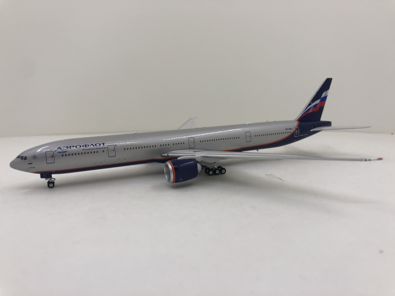 1:400 Aeroflot B777-300ER