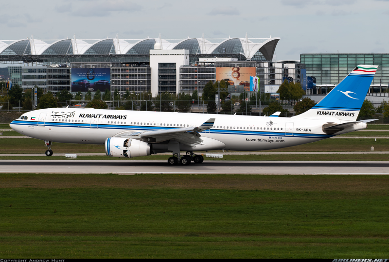 1:400 Kuwait Airways A330-2 ...