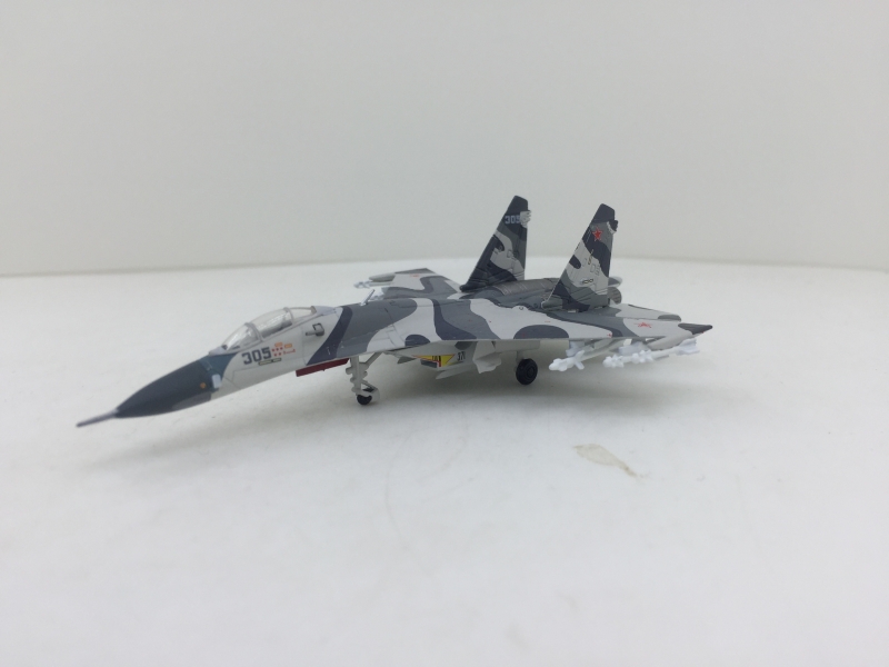 1:200 Demonstrator Su-27