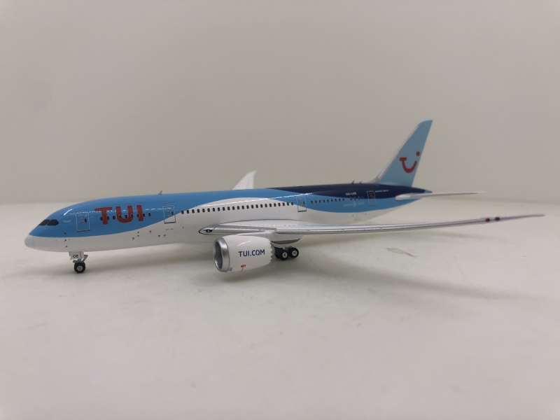 1:400 TUI B787-8