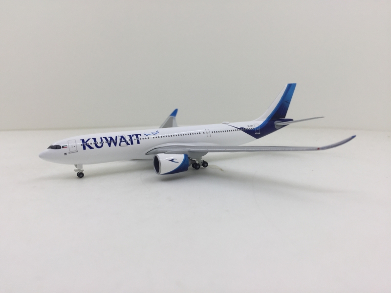 1:500 Kuwait Airways A330-8 ...