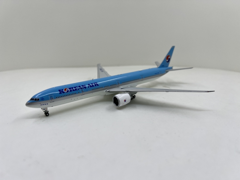 1:400 Korean Air B777-300ER