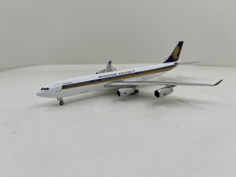 1:400 Singapore Airlines A3 ...