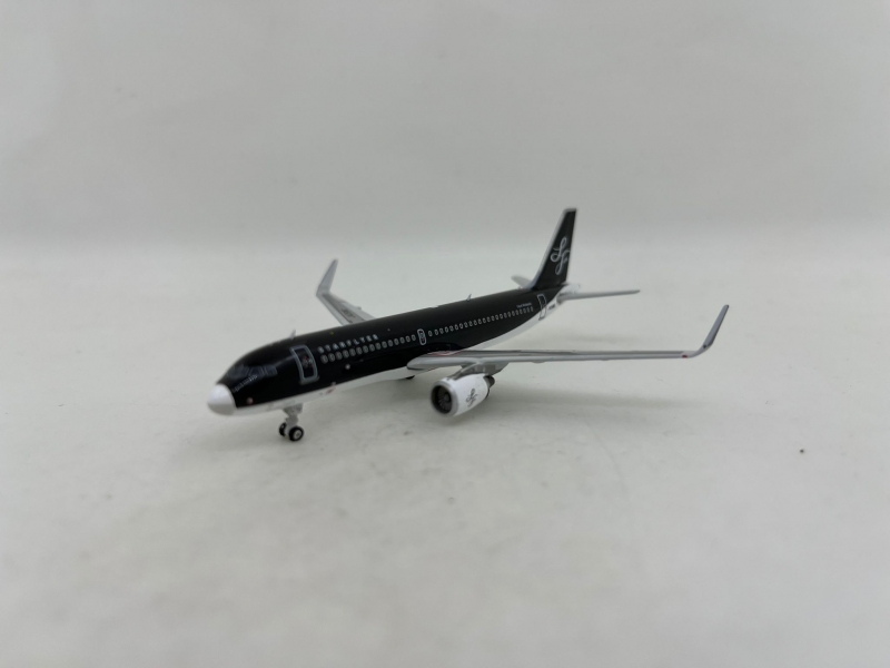 1:400 Starflyer A320