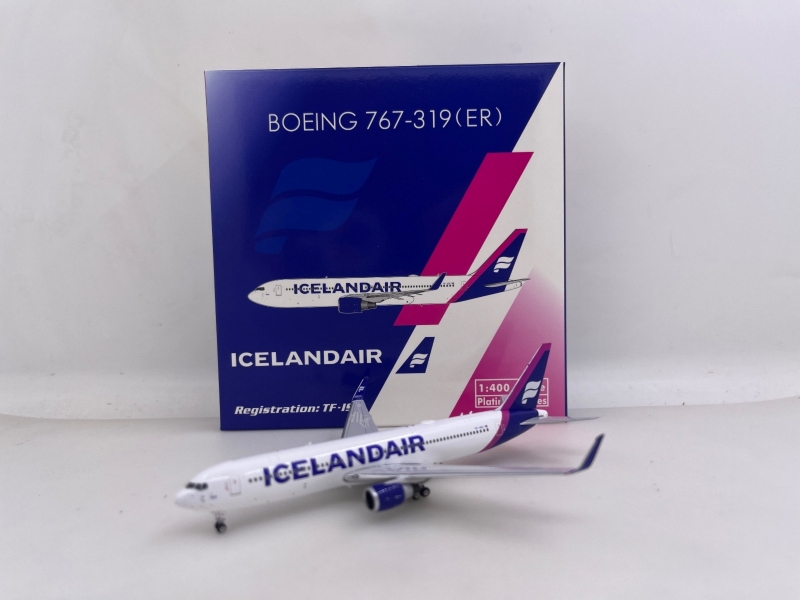 1:400 Iceland B767-300ER