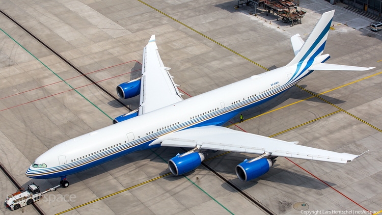 1:400 Las Vegas A340-500
