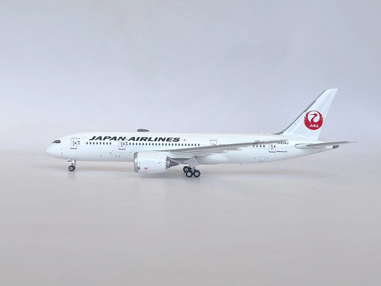 1:400 JAL B787-8