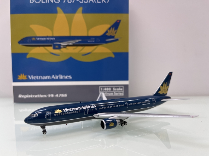 1:400 Vietnam Airlines B787 ...